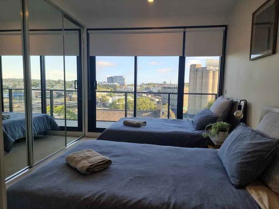2 Bedrooms Aptmt With Ocean View Джилонг Екстериор снимка