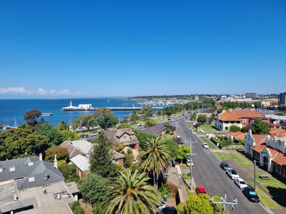 2 Bedrooms Aptmt With Ocean View Джилонг Екстериор снимка